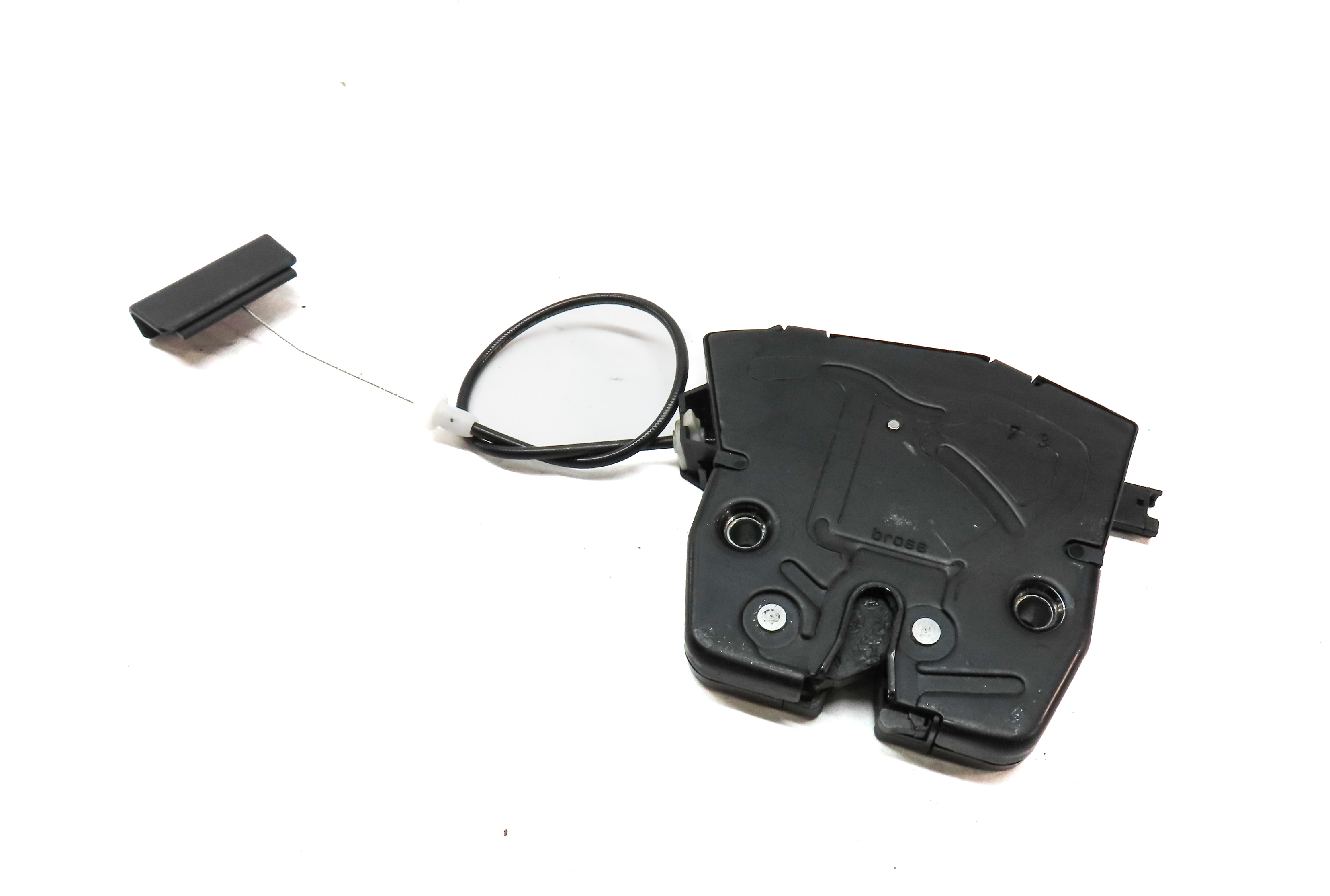 2013 BMW X5 (E70) REAR TRUNK TAILGATE HATCH UPPER LOCK LATCH ACTUATOR w/CABLE — exact item pictured
